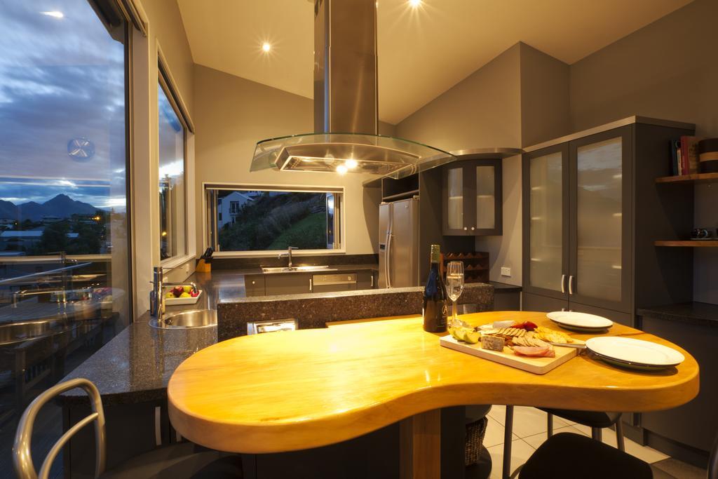 Highview Terrace By Amazing Accom ควีนส์ทาวน์ ภายนอก รูปภาพ
